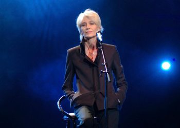 Le charme envoûtant de Françoise Hardy se propage sur les ondes internationales de Spotify